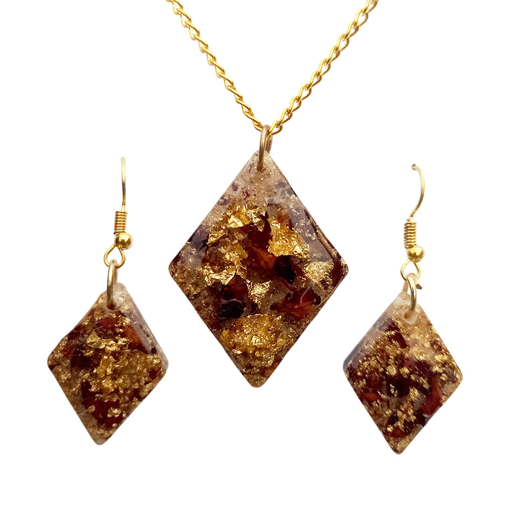 Geometric Diamond Resin Jewelry Set - Luxurious Gold Flake & Amber Pendant with Dangle Earrings - Image 2